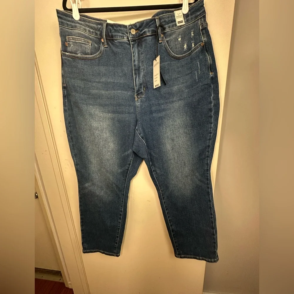 Judy Blue HiWaist Slim Fit Tummy Control Dark Wash Slight Distress Jeans NWT 22W